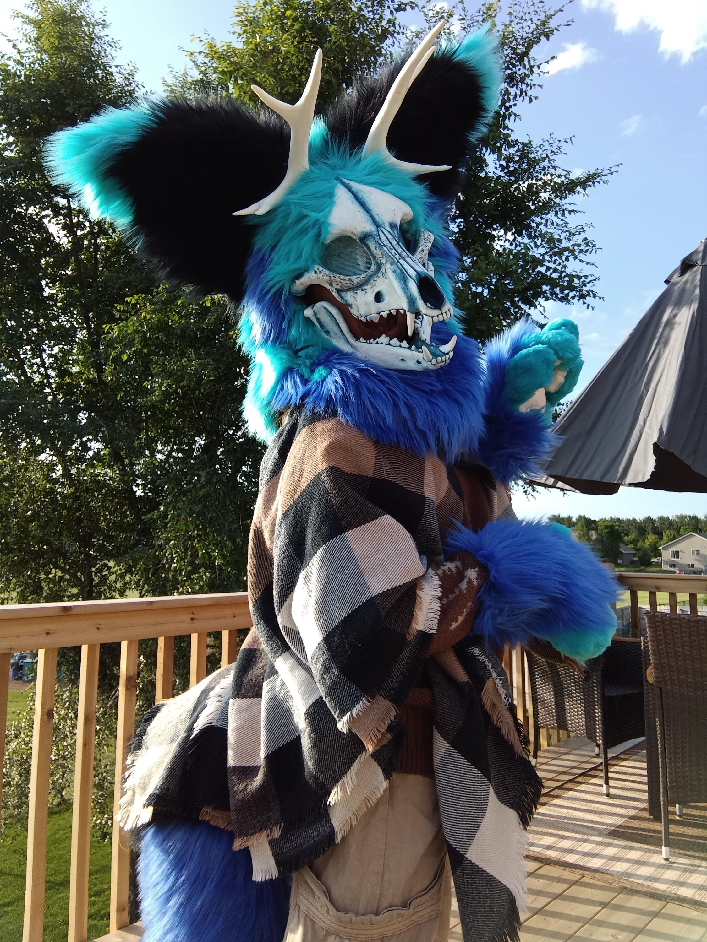 Skulldog Fursuit Partial! Head, paws, and tail all included!