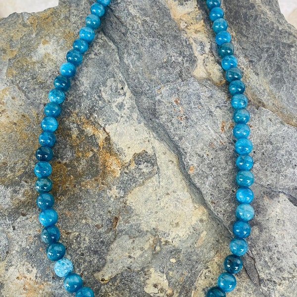 Collier Apatite