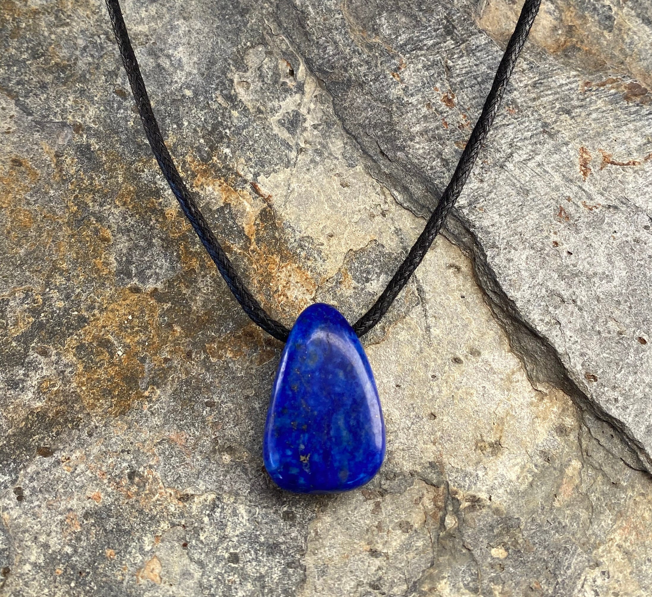 Colliers en Pierres Naturelles - Collier Lapis Lazuli - les-pierres-de