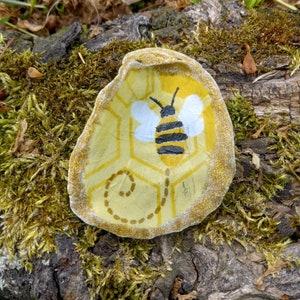 Oyster Shell Bee Jewelry Trinket Dish