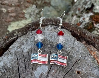 Fourth of July Earrings / Memorial Day Earrings / American Flag Earrings