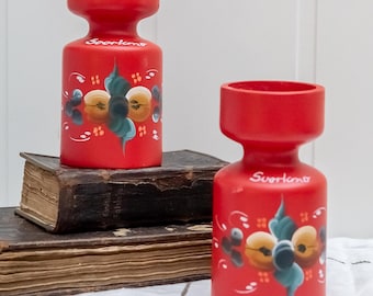 Vintage wooden candle holders, Set of 2, Handpainted Nordic Rosemaling, Swedish Red candlestick, Handmade Scandinavian Christmas table decor
