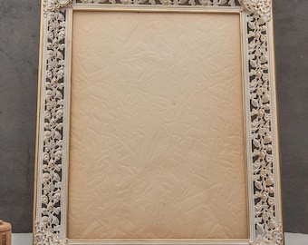 Marco de fotos vintage, metal latón bronce, filigrana ornamental, acabado dorado beige, gran espacio para exhibir obras de arte de estilo romántico, 29 x 23 cm, 11 x 9 pulgadas