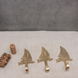 Set of 3 Vintage Hook Solid Brass Hook Wall Hanger Planter Hanger Towel or Kitchen Hook Key Holder Organiser Ship Shaped Nautical Decor