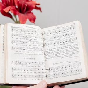 NORWEGIAN Vintage Psalm Book Hardcover Bible Pocket Sized Books Religion Book Gift Made in Norway Christmas Gift 1941 Kirkesalmebok