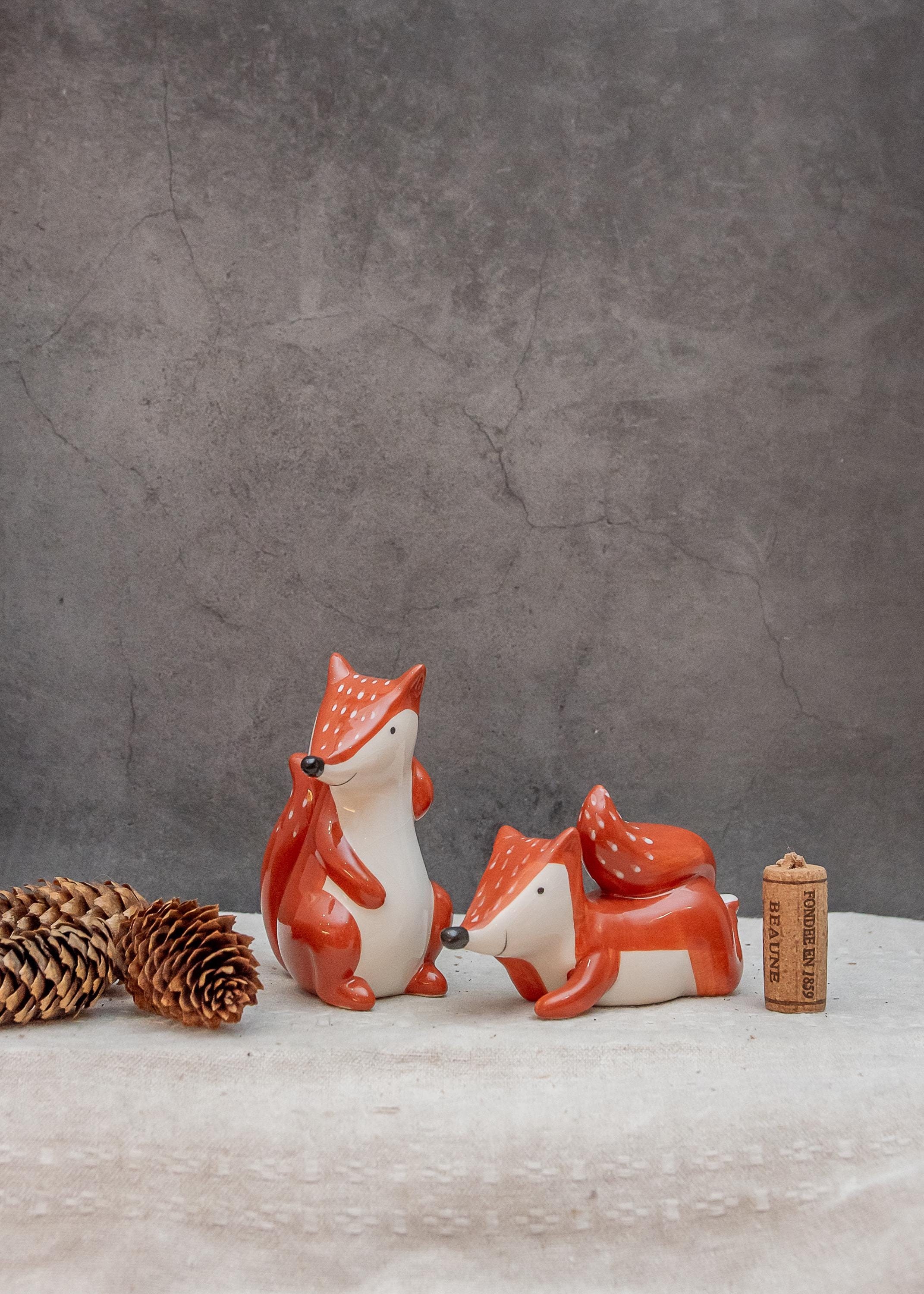Vintage Fox Figurines Set: Hand-Painted Ceramic Shelf Decor