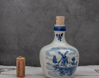 Vintage Delft Blue Decanter Small Blue and White Porcelain Pitcher Made in Holland Dutch Vase Water Jug Shelf Decor Mother&#39;s Day Gift
