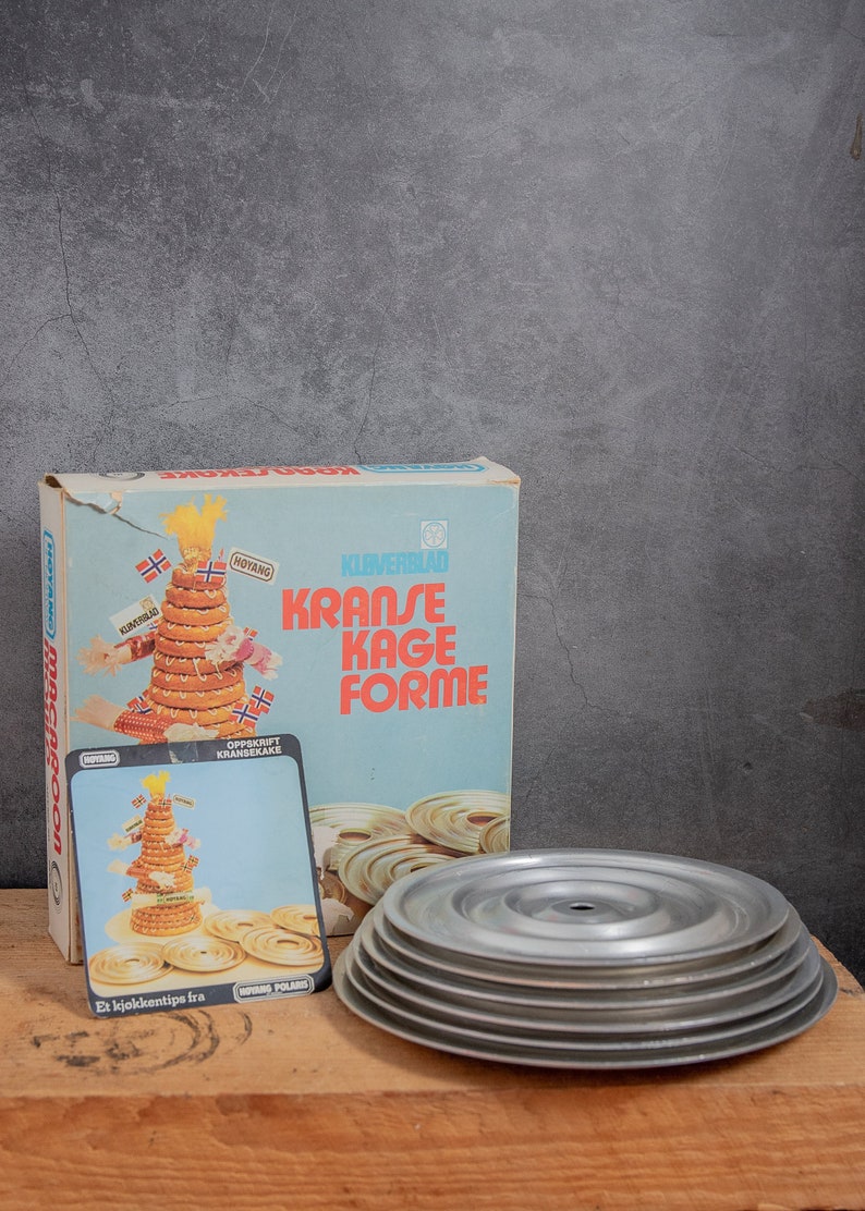 Vintage 18 Rings Kransekake Norwegian Christmas Wreath Cake Baking Mold