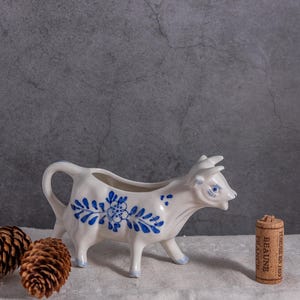 Vintage Creamer Blue White Delft Blue Porcelain Cow Creamer Dutch Coffee Table Milk Jug Holland Small Gift Idea Farmhouse Kitchen Decor