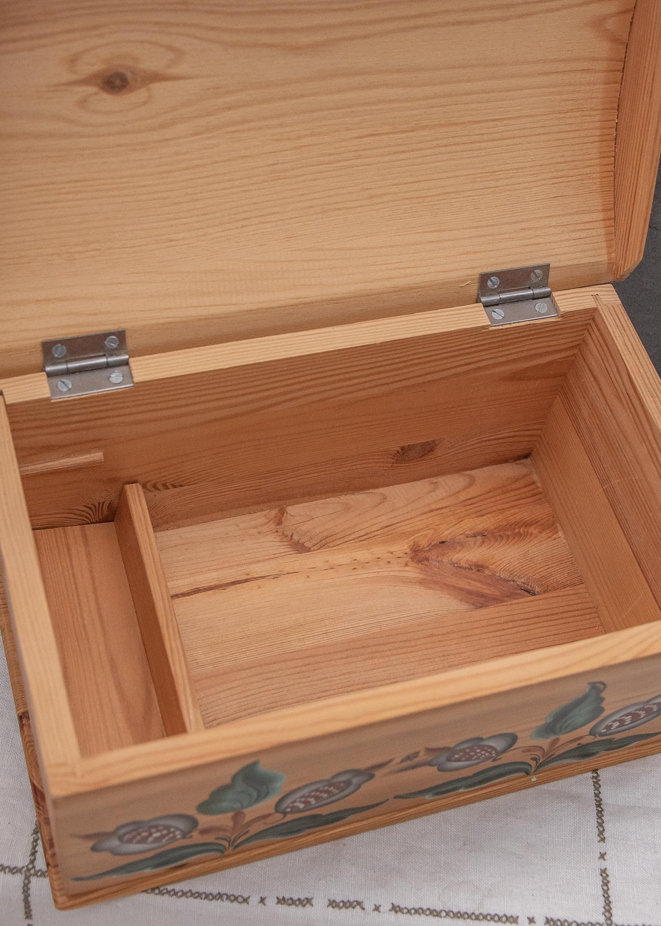 収納箱　大容量裁縫箱　フランスアンティーク　ノルウェー　木製　ヴィンテージ 収納箱 大容量裁縫箱 フランスアンティーク ノルウェー 木製