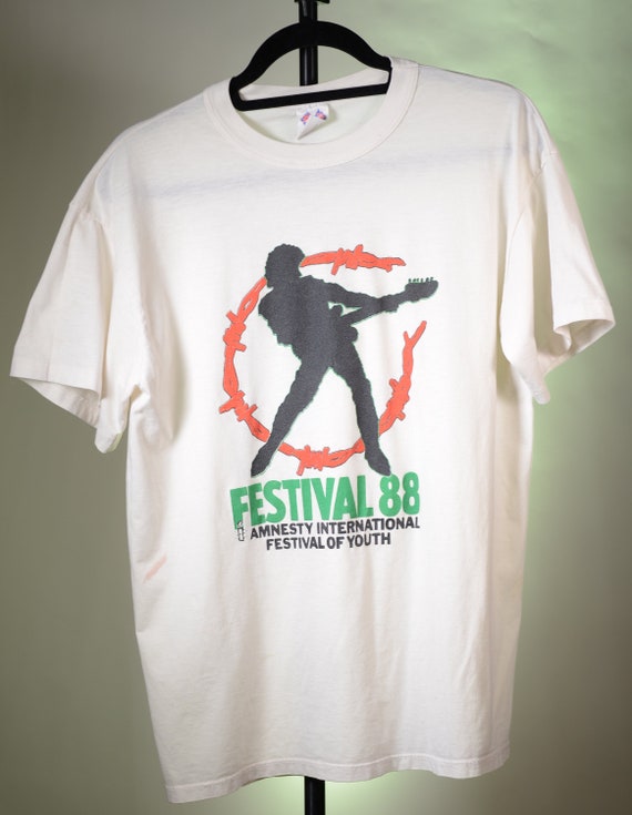 VTG 80's Festival Shirt /  Amnesty International … - image 2