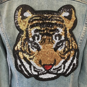 Sequins Calm Tiger Embroidery Iron On Applique Patch, Animal Wall Art , Runway Inspired Fashion Paillette Applique Home Decor Pillow Patch