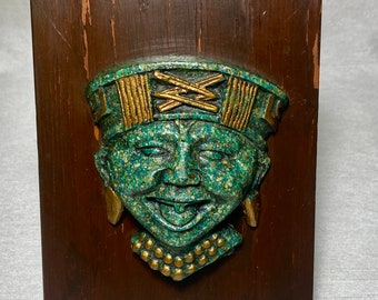 Vintage Mayan Aztec Face Wall Plaque Mexican Folk Art Crushed Malachite Wood 7x5 inch