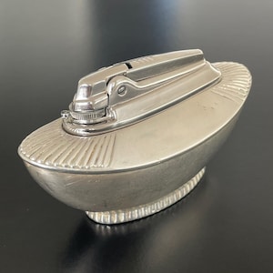 Ronson Table Lighter, Queen anne Type Varaflame Premier Classic, Refurbished.