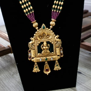 Lakshmi Necklace Set, Antique Gold Plated Necklace, South Indian Style Necklace, Wedding Jewelry, Ethnic jewelry, Indian Jewelry for Women