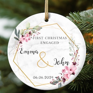 Adorno de compromiso, regalos de compromiso para pareja, adorno de compromiso personalizado, adorno para nuestra primera Navidad, adorno de regalo de compromiso personalizado