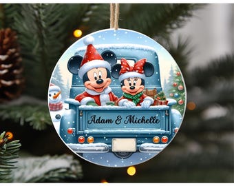 Adorno navideño de pareja de Disney, cerámica personalizable, decoración navideña, regalo de Mickey y Minnie para aniversario de enamorados.