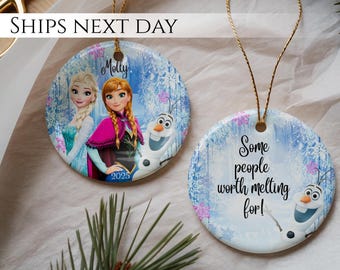 Elsa en Anna Frozen-ornament, gepersonaliseerde Disney-prinses aandenken met Olaf, keramiek, aangepaste naam