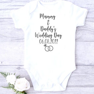 Mummy and Daddy Wedding Day / Wedding Baby Gift / Wedding Baby Vest / Baby Wedding Gift / Baby Wedding Bib