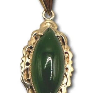Antique Vintage 14K Solid Gold Jade Cabochon Pendant 1&quot;
