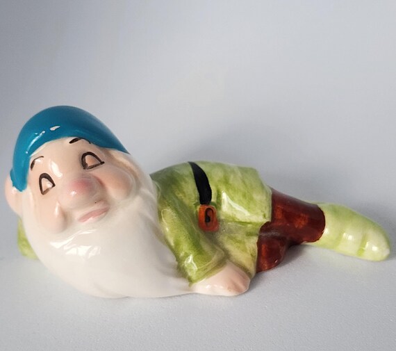 白雪姫と七人の小人 陶器の置物9体セット - Etsy 日本