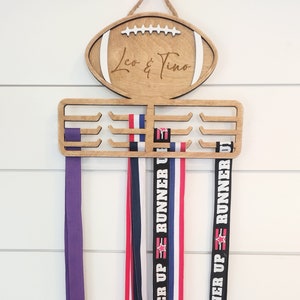Fußball Medaille Aufhänger svg Fußball Geschenke svg. Fußball svg Fußballspieler svg. Fußball Laserdateien. Glowforge Dateien.Laserdateien Sport