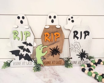 Halloween signs svg. halloween laser files. halloween decor svg. halloween hangers svg. halloween laser files. halloween svg files.