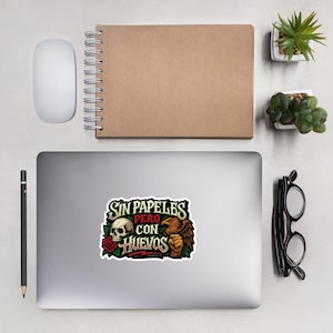 Sin Papeles Pero Con Huevos Sticker | Sticker camion mexicain | Sticker pour fenêtre fierté latino | Raza Calcomania | Stickers déco voiture chicano