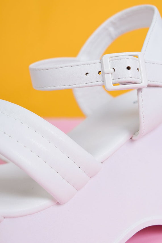 Double or Nothing Perf Platform - White - image 3