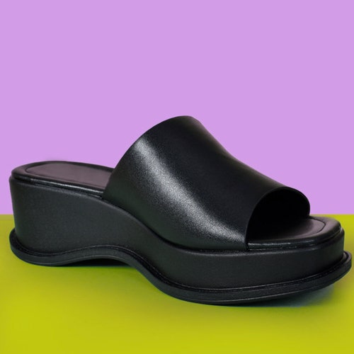 Deadstock Y2K Strappy on Platform Sandals Black FREE Etsy