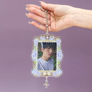 Porte-cartes photo en acrylique hortensia avec porte-clés et support inclus, étui de protection pour carte