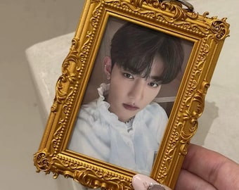Mandu Deco 3D Printed Museum Frame Inspired Photocard Holder, Work of Art Showcase, Protective Case Card Sleeve