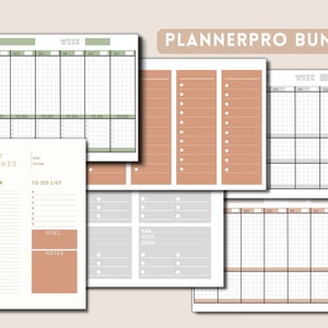 Op de afbeelding: Een set printbare plannerpagina's in een minimalistische stijl. De pagina's bevatten een maandelijkse kalender, een wekelijkse kalender, een dagelijkse planner en een to-dolijst. De pagina's zijn ontworpen in een neutrale kleurenpalet met zwarte en witte tekst.