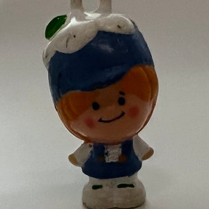 Hasbro Charmkins Willie Winkle charm