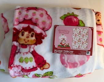 Strawberry Shortcake and Custard Easter egg Super Soft plush throw