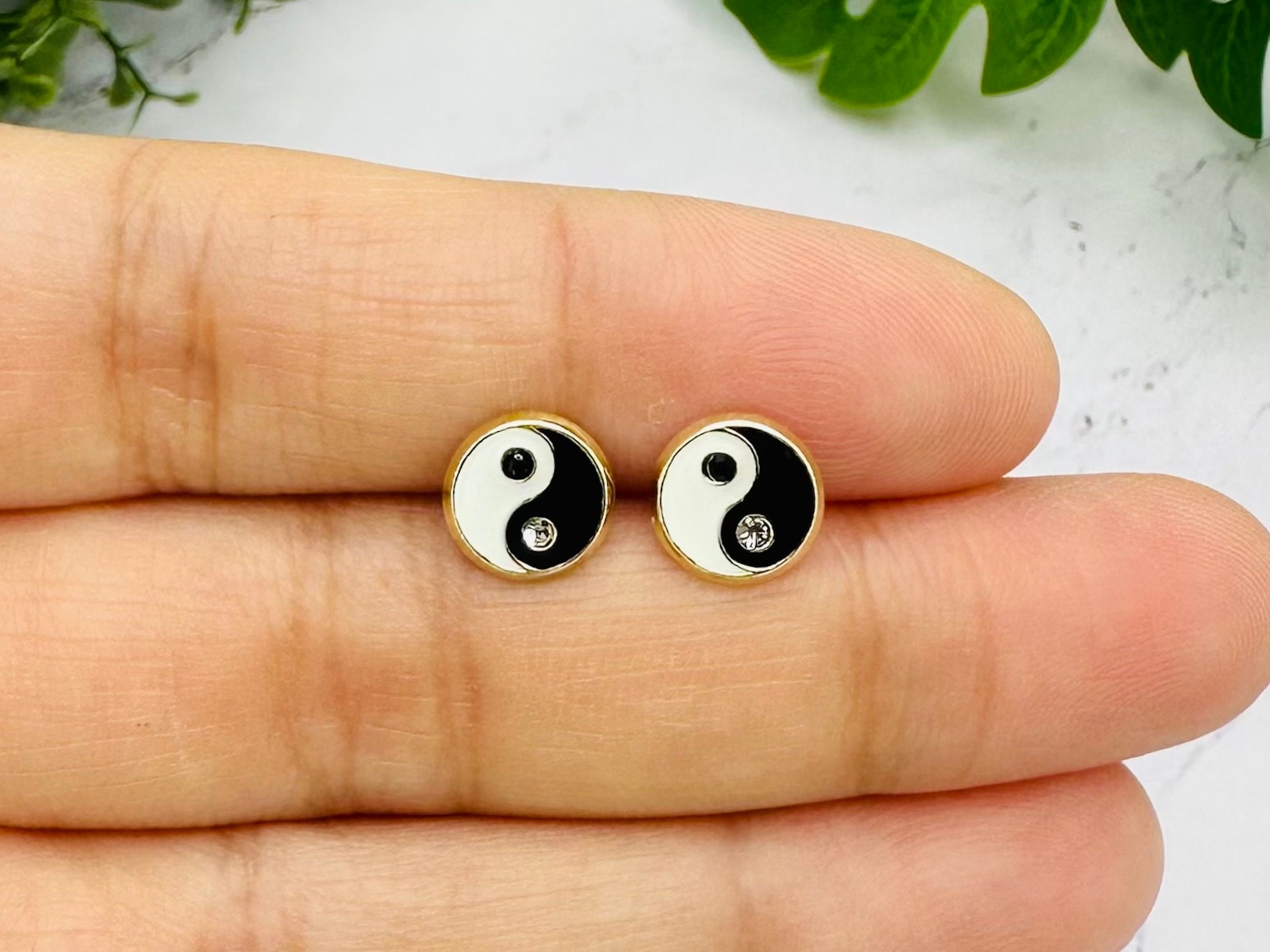 14K Yin Yang Earrings, 14K Solid Yellow Gold Screw Back Yin Yang Stud Earrings, Enamel Gold Spiritual Yoga Earrings, Balance Harmony Stud