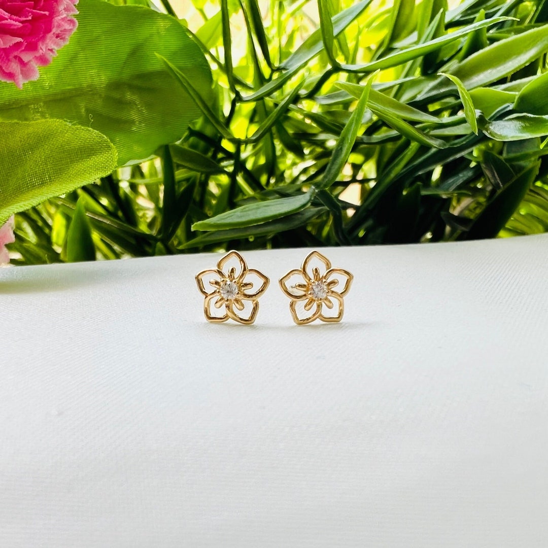 14k Solid Yellow Gold Flower Stud Earrings With CZ Minimalist Floral — free download