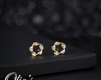 14k Solid Yellow Gold Twisted Flower Stud Earrings, Open Floral Studs for Women & Girls, Everyday Jewelry Gift