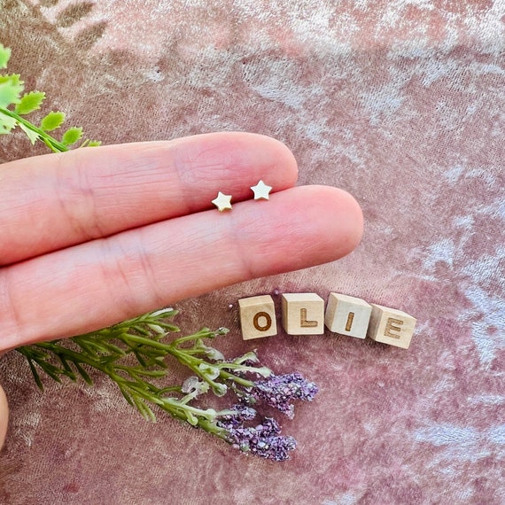 14k Solid Yellow Gold Tiny Star Stud Earrings Minimalist Dainty Stud,  Jewelry for Children Girls, Plain Star Baby Earrings, Gift for Mom