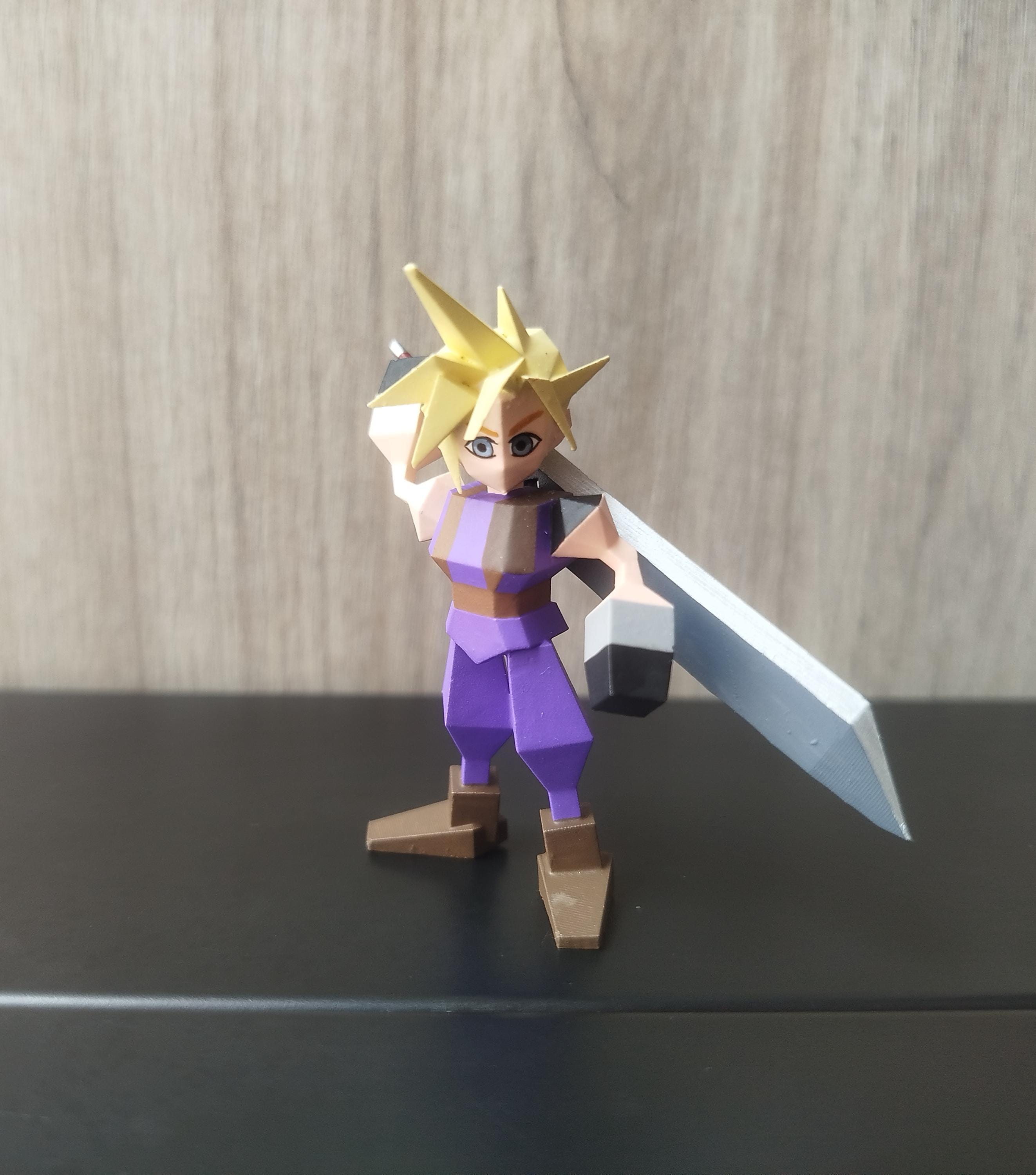 Cloud Strife Figure Final Fantasy VII PS1 Style - Retro Low Poly