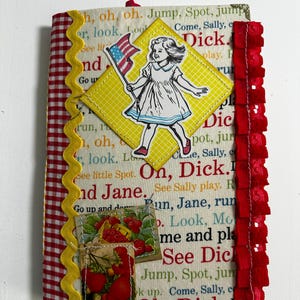 Handgefertigtes Vintage Summer Junk Journal, One Signature, enthält Vintage und moderne Materialien. 4. Juli Inspiriert.