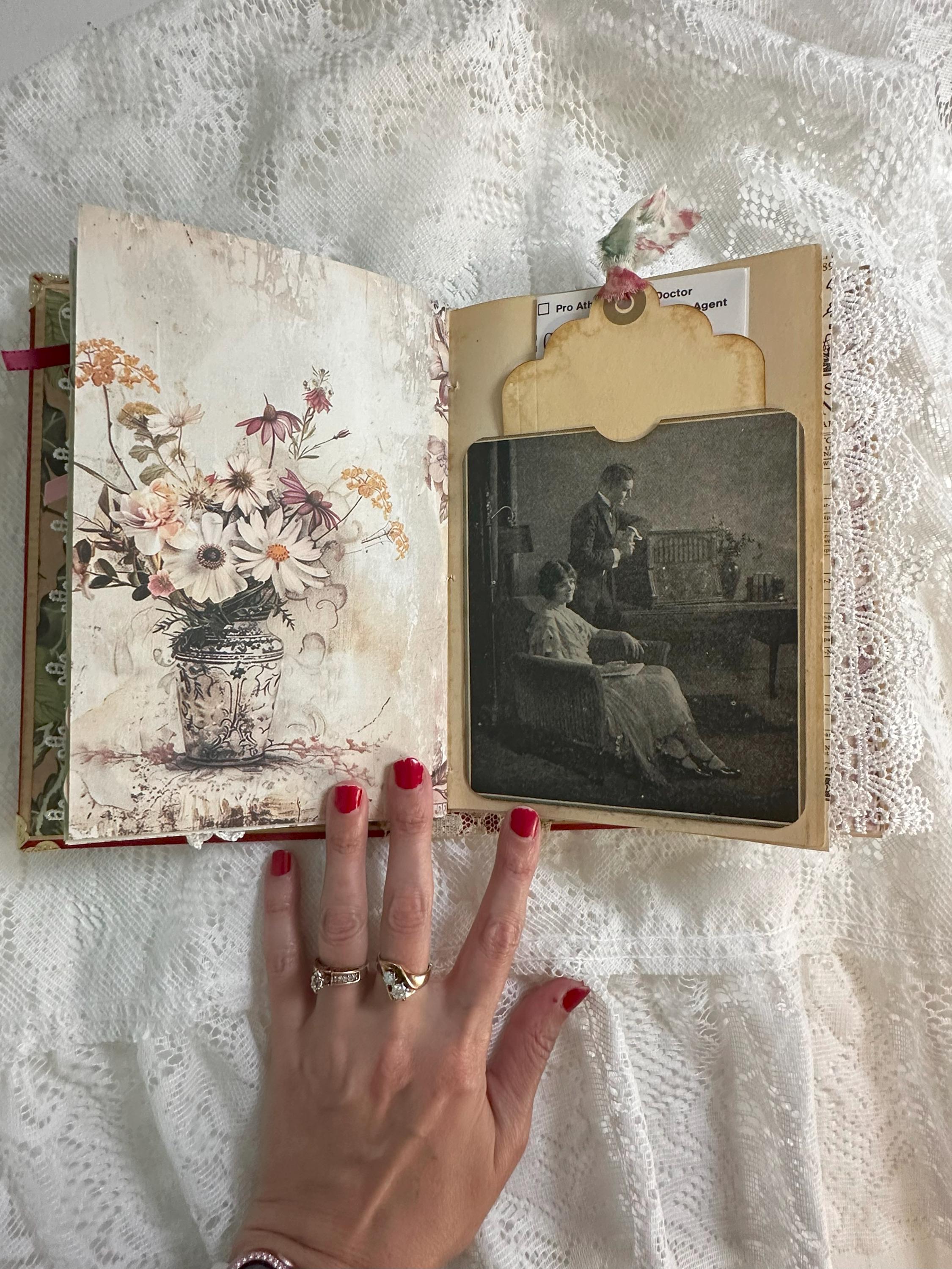 junkjournal【antique Red】 Vintage red roses digital junk journal, scrapbook paper