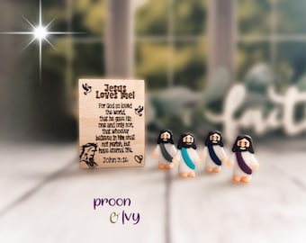 Little Jesus Pocket Cards for Church,  Bible Study Gifts , Religious Gifts, Mini Jesus Figure with Wooden Bible Verse Card