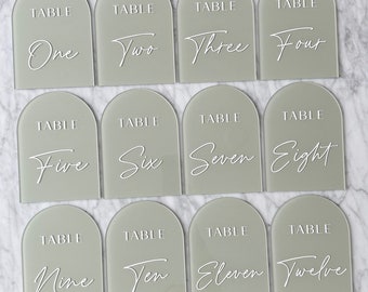 arch luxe acrylic table numbers | wedding table numbers | acrylic wedding table numbers | arched table numbers | modern table numbers