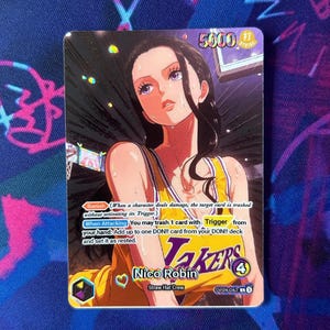 Nico Robin - Leader artistique personnalisé du JCC One Piece *foil* et *gaufrage*