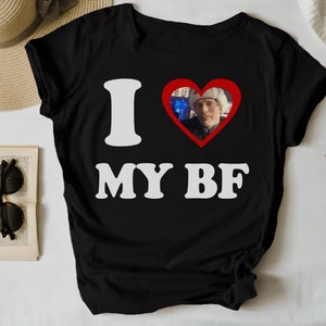 Mads Mikkelsen gift merch funny gag unisex t-shirt