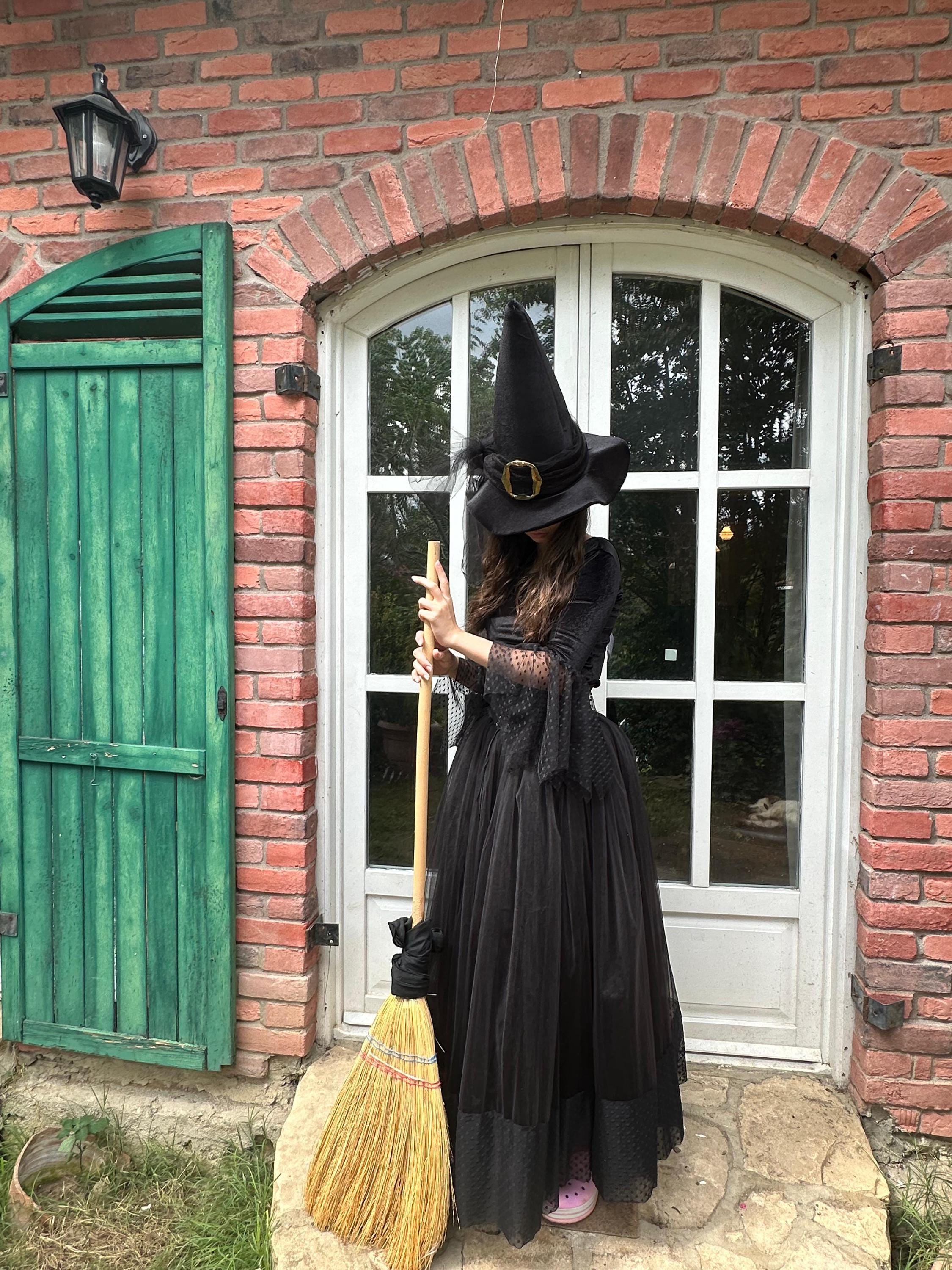 mermaid dress black and white Peek-a-Boo Two Tone Taffeta Mermaid Dress missy / 16 / black-white