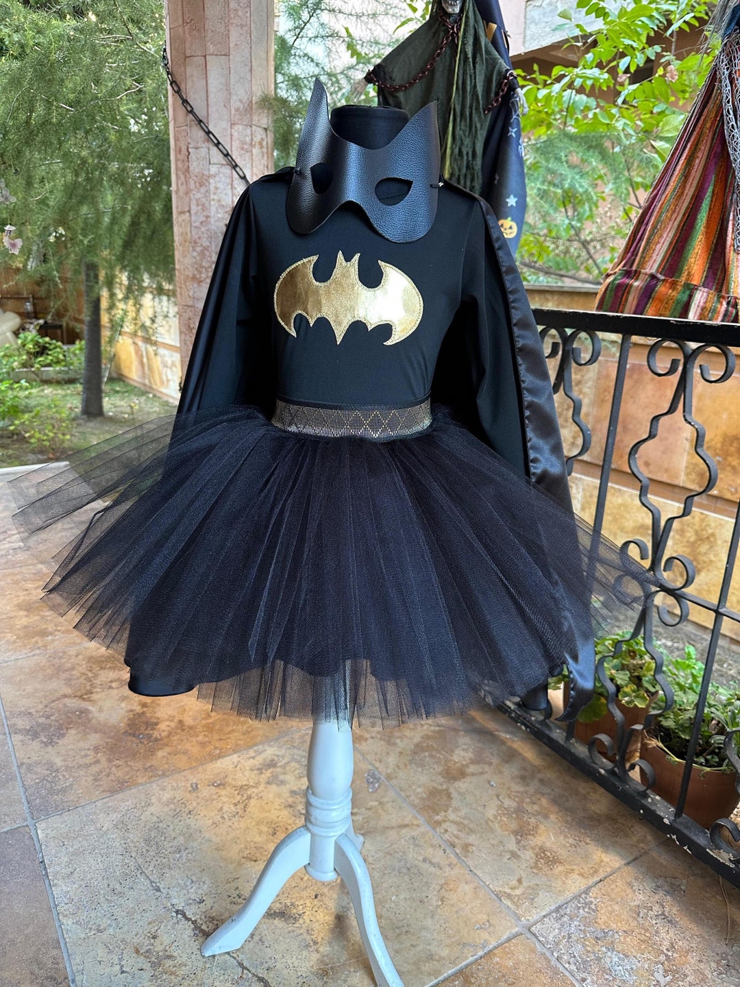 Batgirl costume teenager deals
