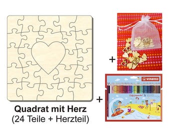 Wooden square puzzle with heart, 40 x 40 cm, 25 pieces + accessories, for weddings, love, friendship, crafting, decorating, and celebrations.