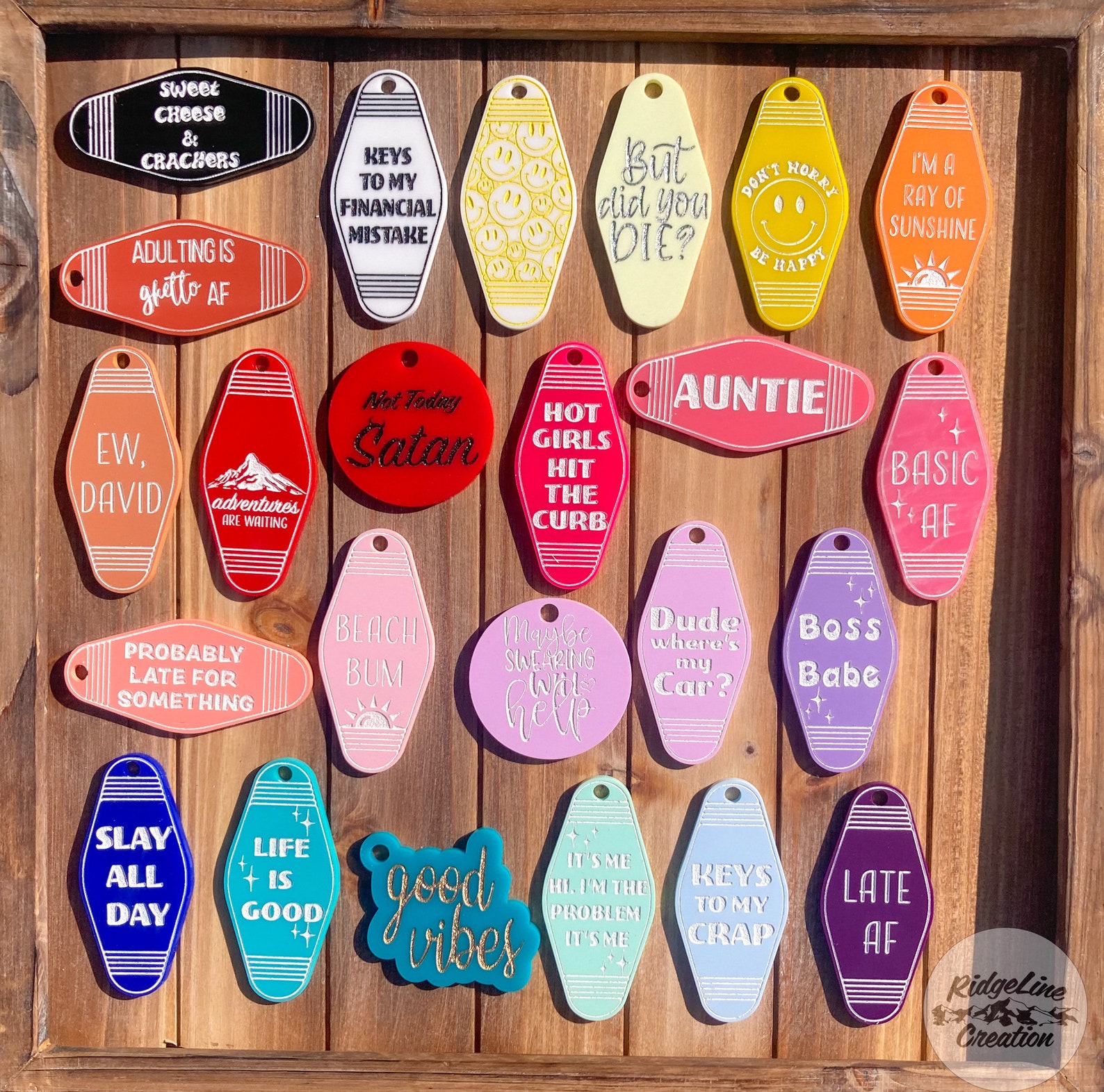 Retro Motel Keychains, Cute Motel Keychains, Motel Keychains Funny